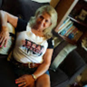 Meet your Posher, Velida